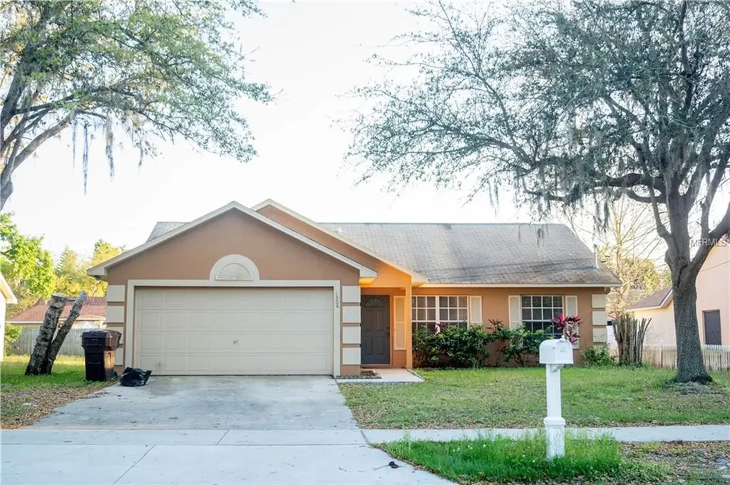 1504 Mabbette Street Kissimmee FL 34741