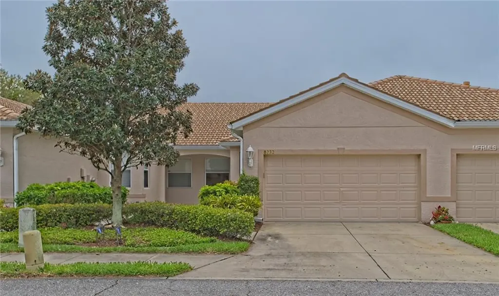8232 Reynolds Falls Court Sarasota FL 34243