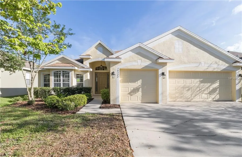 16322 Bridgelawn Avenue Lithia FL 33547