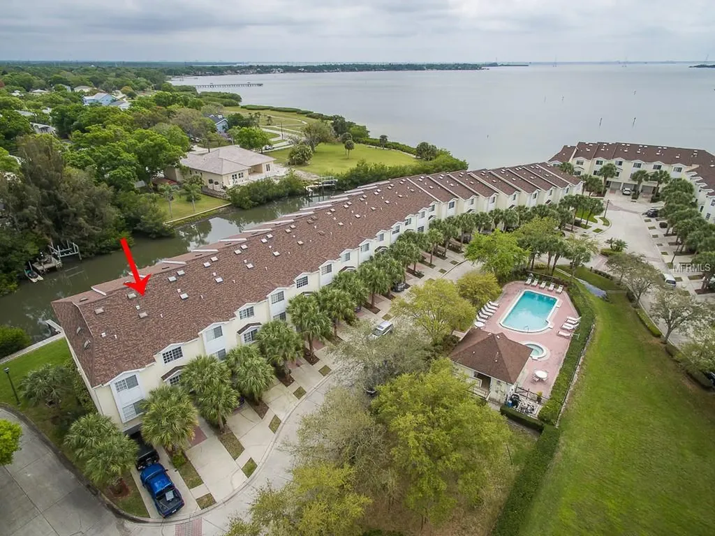 110 Brent Circle Oldsmar FL 34677