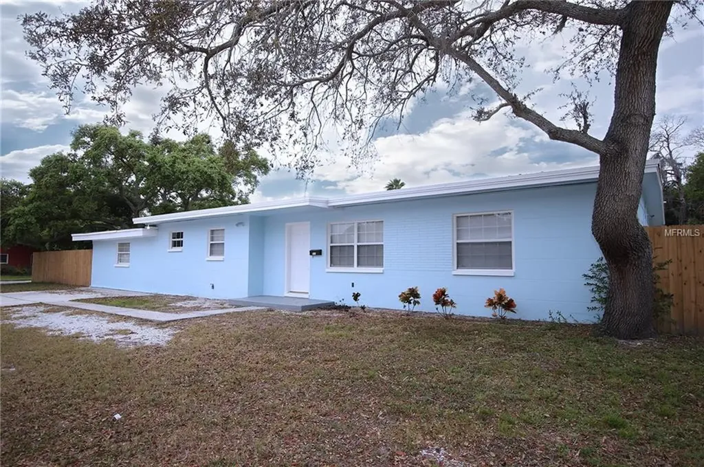 801 51st Avenue S St Petersburg FL 33705