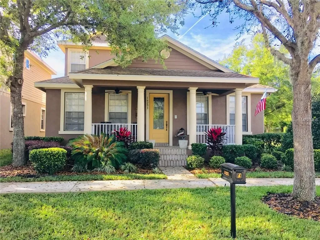 16203 Palmettoglen Court Lithia FL 33547