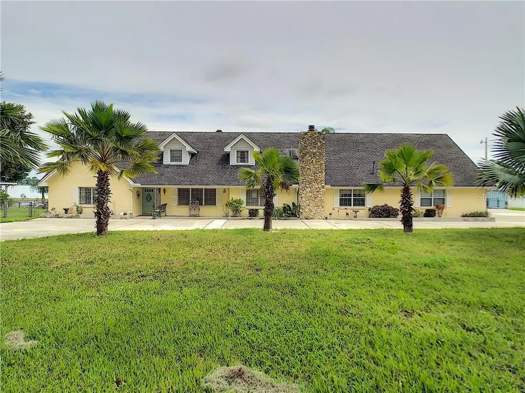 2075 S Lake Cannon Drive NW Winter Haven FL 33881
