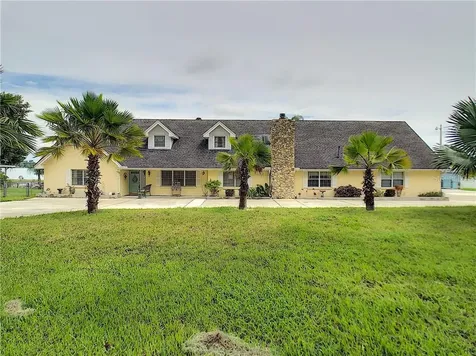 2075 S Lake Cannon Drive NW Winter Haven FL 33881