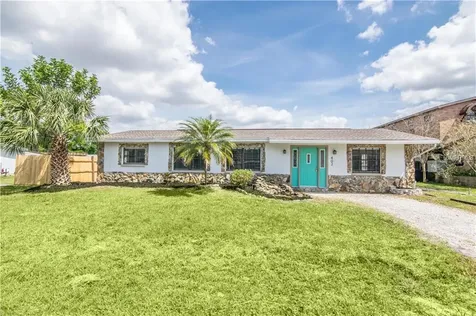 402 13th Street SW Ruskin FL 33570