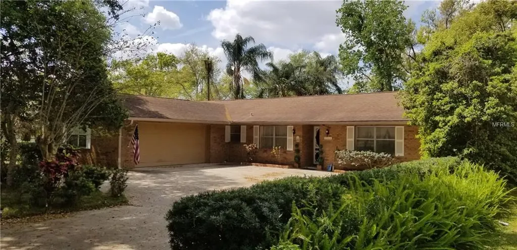 5500 Queenswood Drive Orlando FL 32810