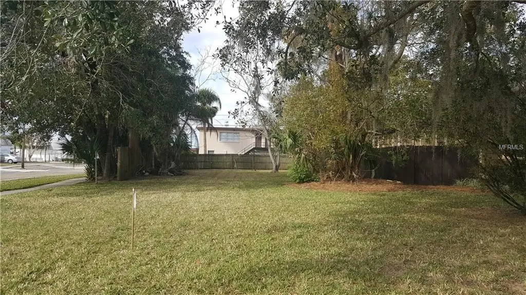1218 S Myrtle Avenue Sanford FL 32771