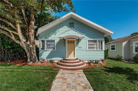 1525 38th Avenue N St Petersburg FL 33704
