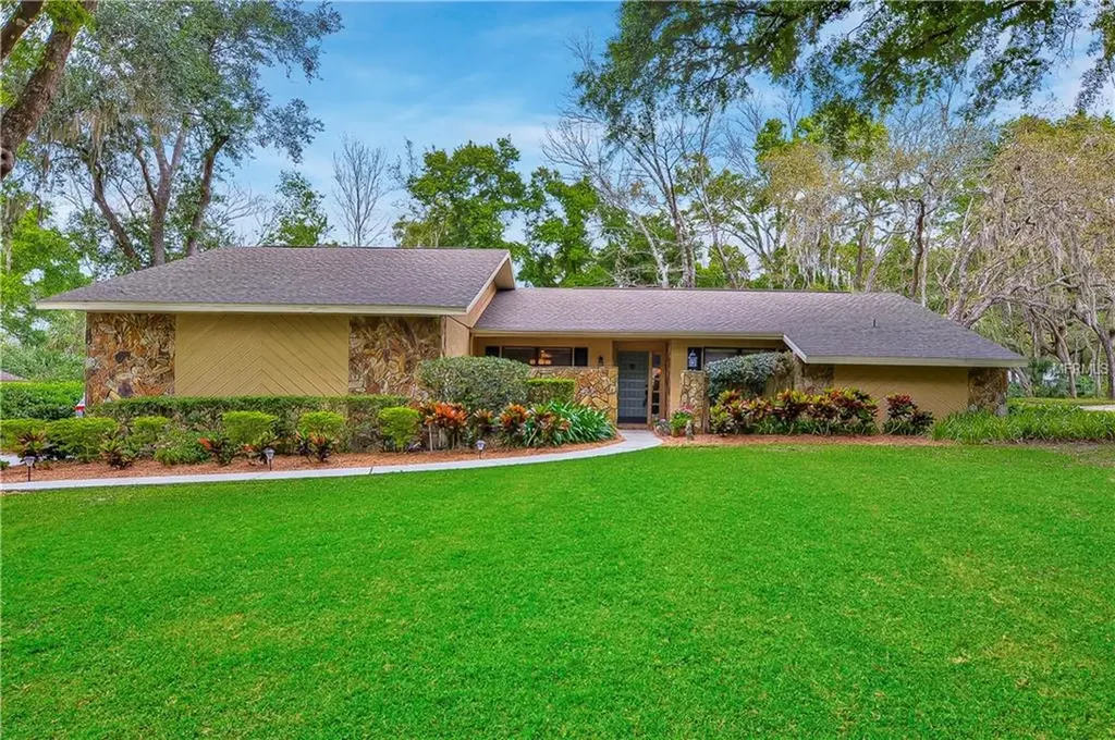 126 Holly Tree Lane Brandon FL 33511