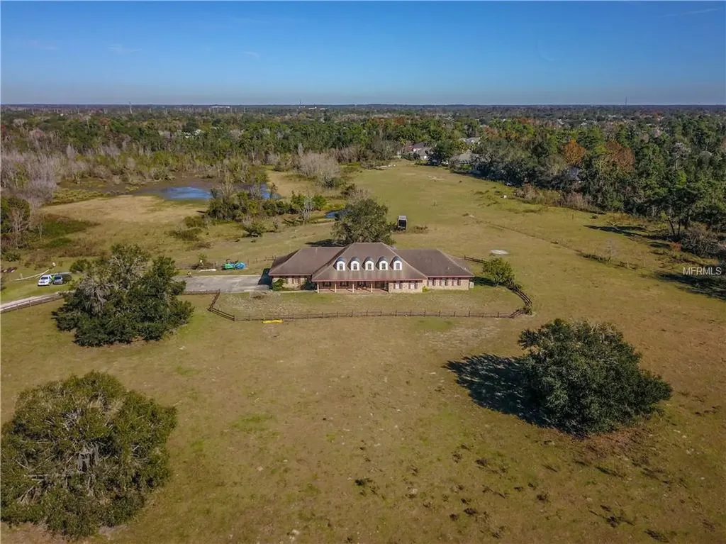 5750 Oak Hollow Lane Oviedo FL 32765