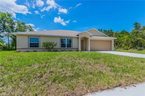 2104 E Parkton Drive Deltona FL 32725