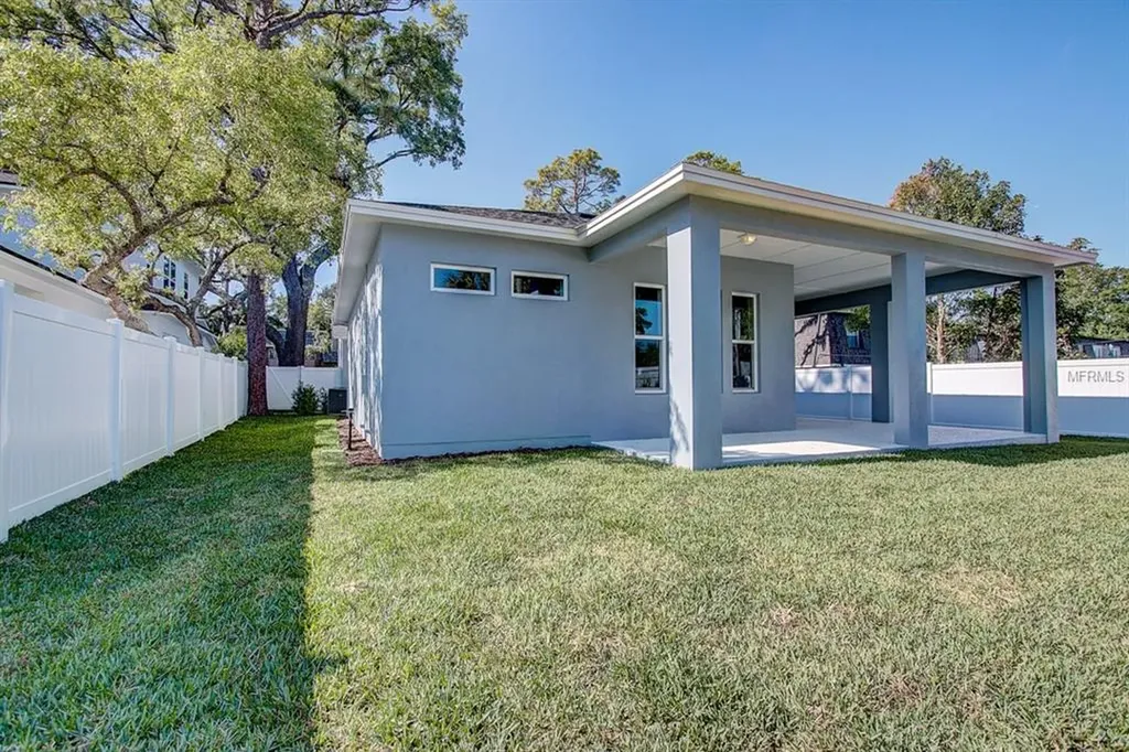 1933 Woodcrest Drive Winter Park FL 32792