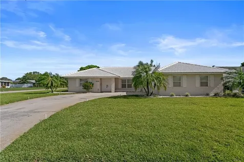 7222 13th Avenue Drive W Bradenton FL 34209