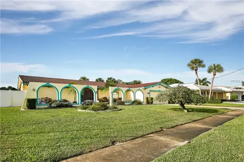 947 Eden Isle Drive NE St Petersburg FL 33704