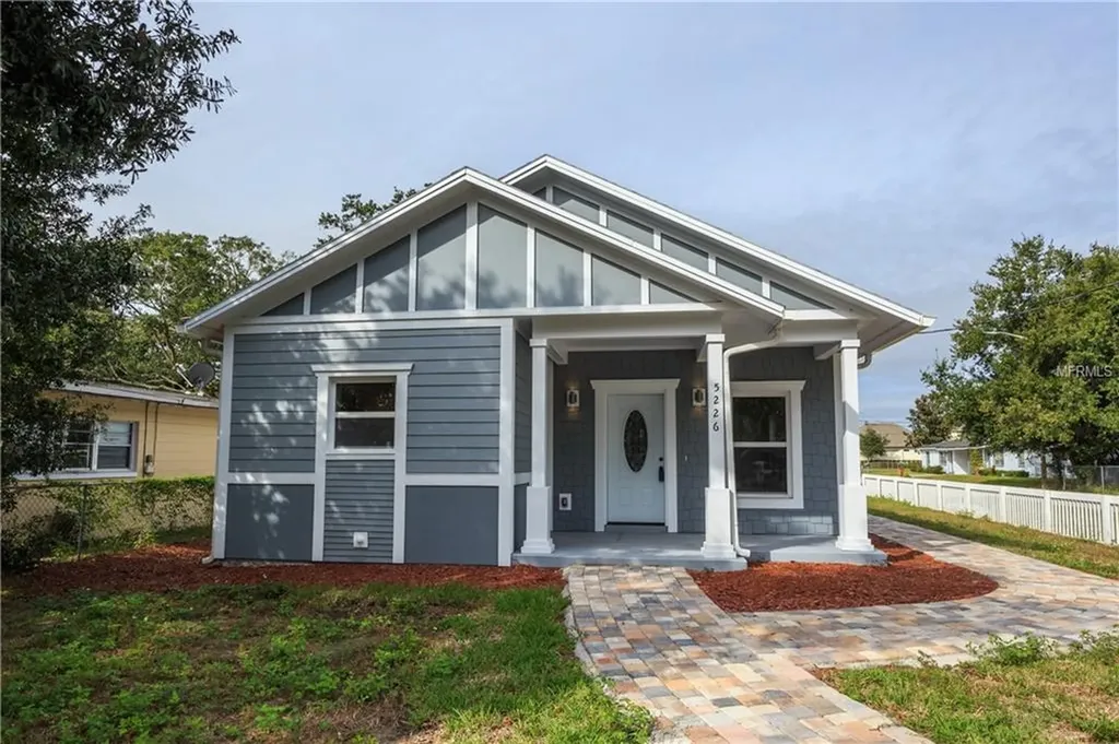 5226 Dexter Street Orlando FL 32807