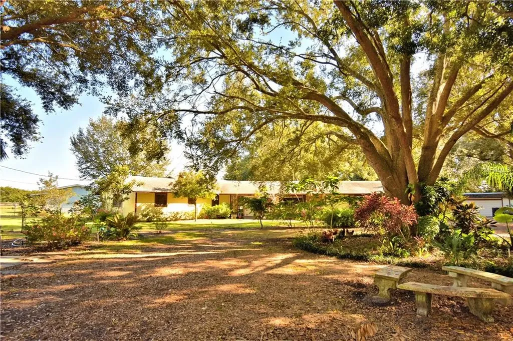 918 Debbie Lane Lake Wales FL 33898