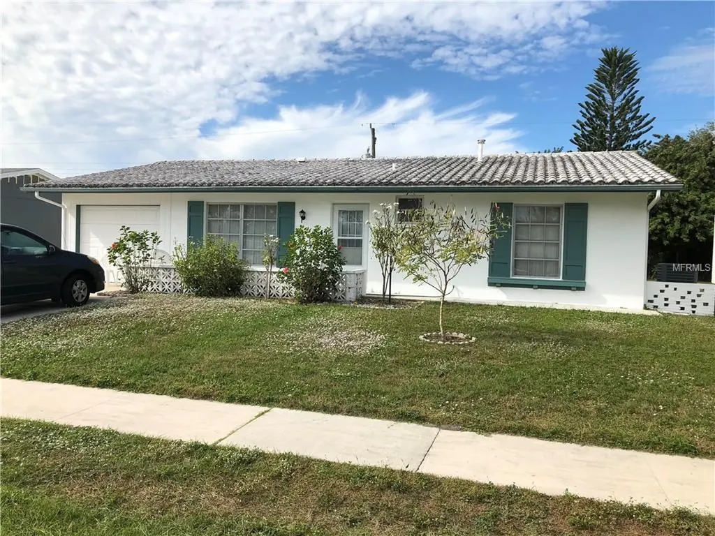 4645 Grobe Street North Port FL 34287