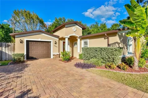 1301 77th Avenue N St Petersburg FL 33702