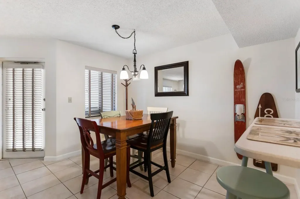1515 Pinellas Bayway Tierra Verde FL 33715