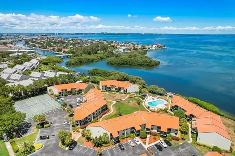 1515 Pinellas Bayway Tierra Verde FL 33715