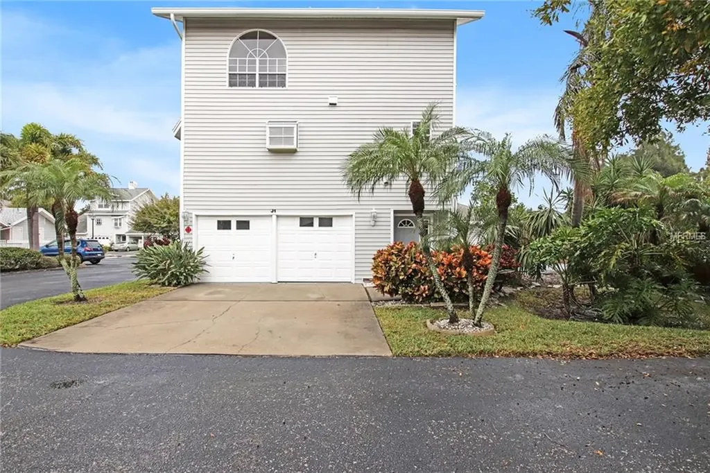 11722 Currie Lane Largo FL 33774