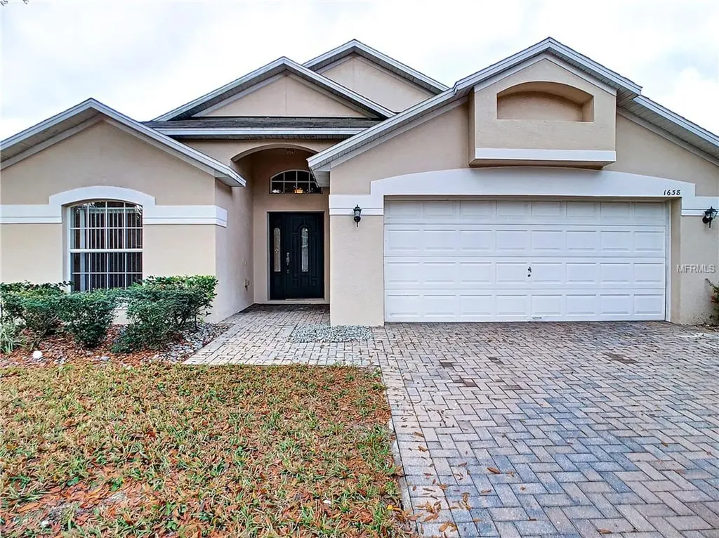 1638 Lalique Lane Orlando FL 32828