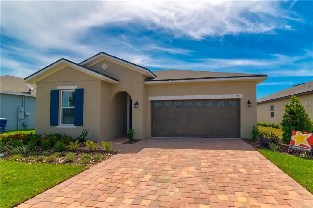 1264 Stratton Avenue Groveland FL 34736