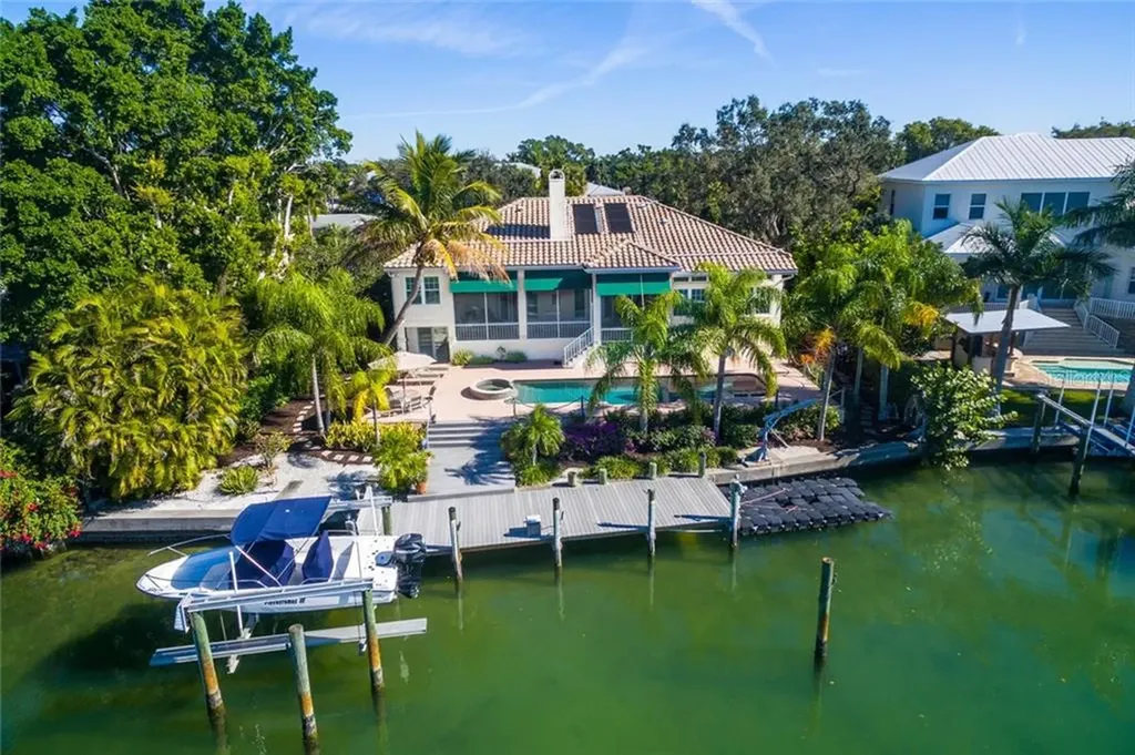 3640 Flamingo Avenue Sarasota FL 34242