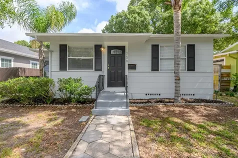 739 47th Avenue N St Petersburg FL 33703