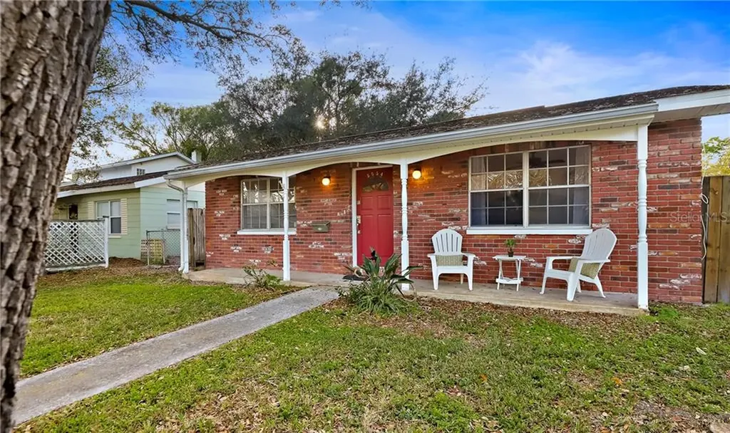 5054 18th Street N St Petersburg FL 33714