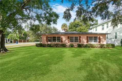 5013 W Neptune Way Tampa FL 33609