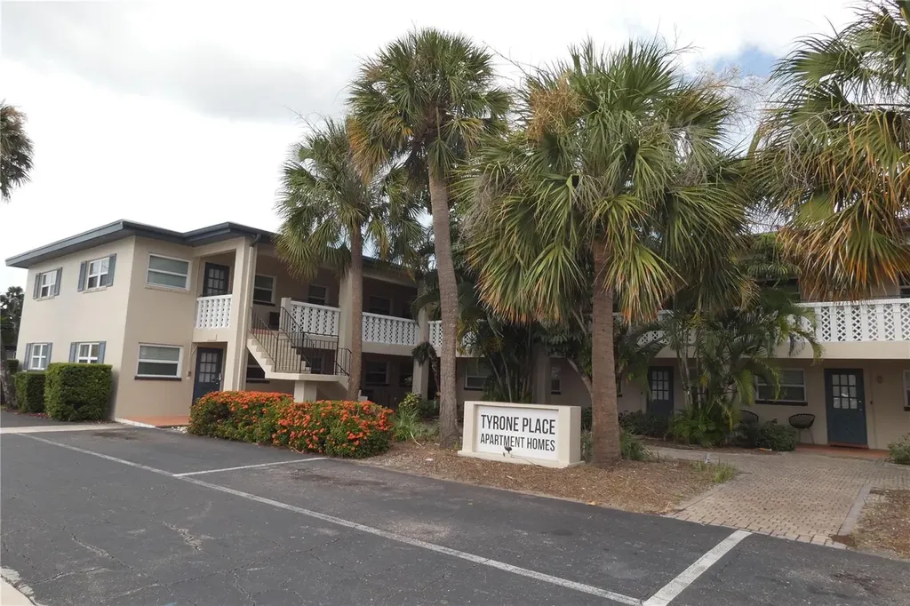 810 Tyrone Boulevard N St Petersburg FL 33710