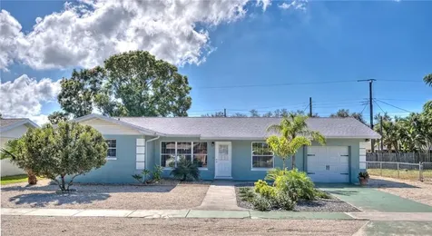 5321 3rd Avenue W Bradenton FL 34209