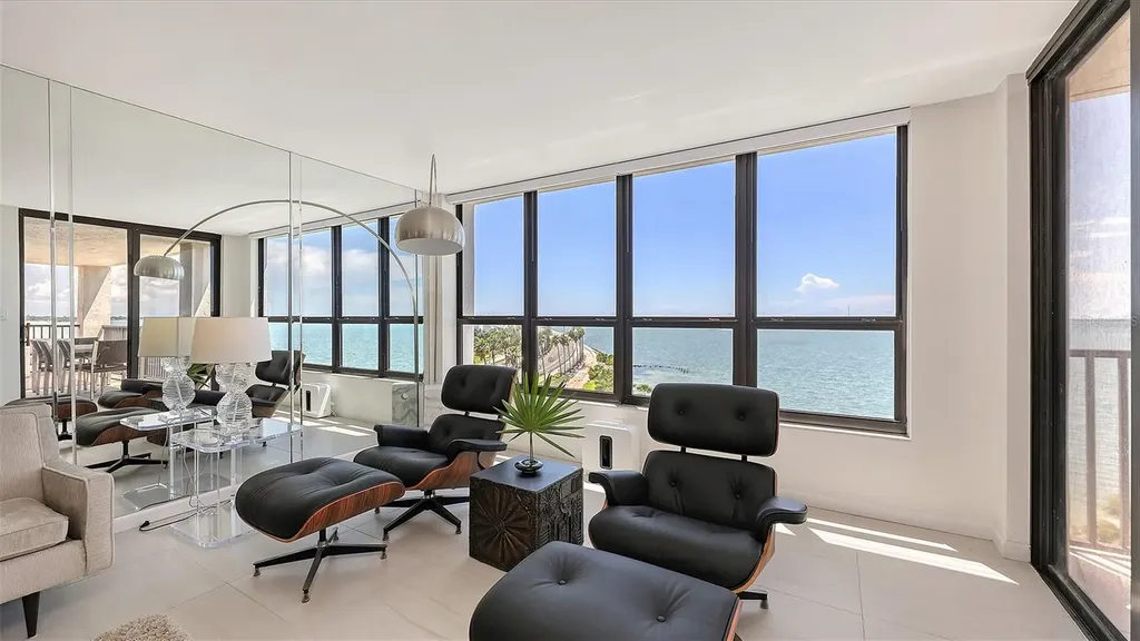 11 Sunset Drive Sarasota FL 34236