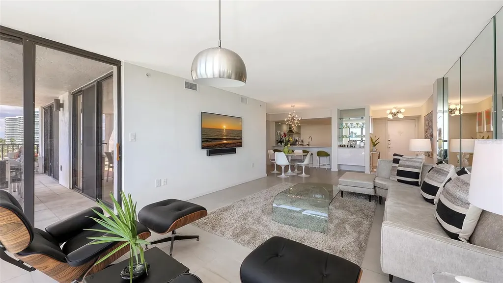 11 Sunset Drive Sarasota FL 34236