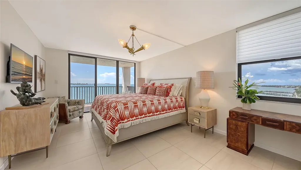11 Sunset Drive Sarasota FL 34236