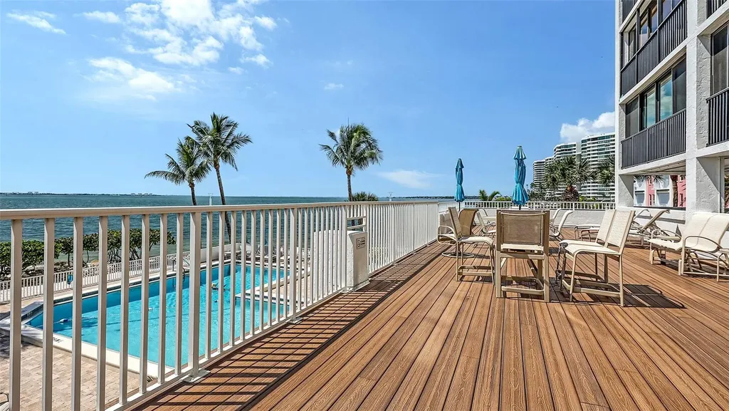 11 Sunset Drive Sarasota FL 34236