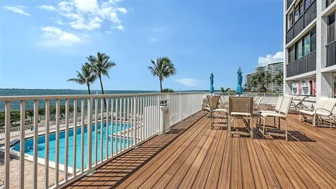 11 Sunset Drive Sarasota FL 34236