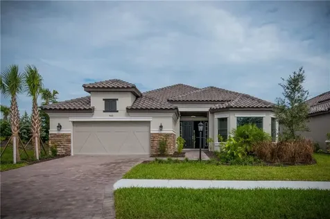 5400 Lago Maggio Street Sarasota FL 34238