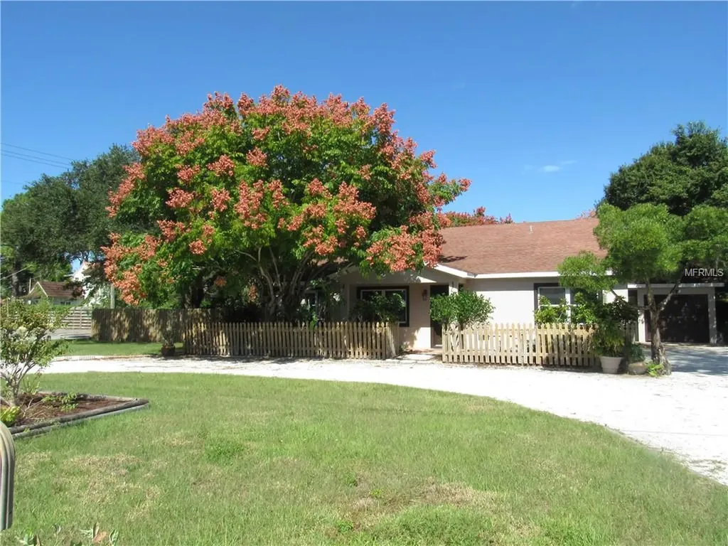 811 42nd Street Sarasota FL 34234