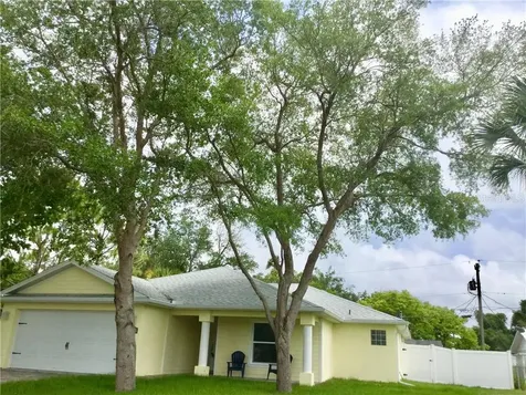 905 Porpoise Road Venice FL 34293