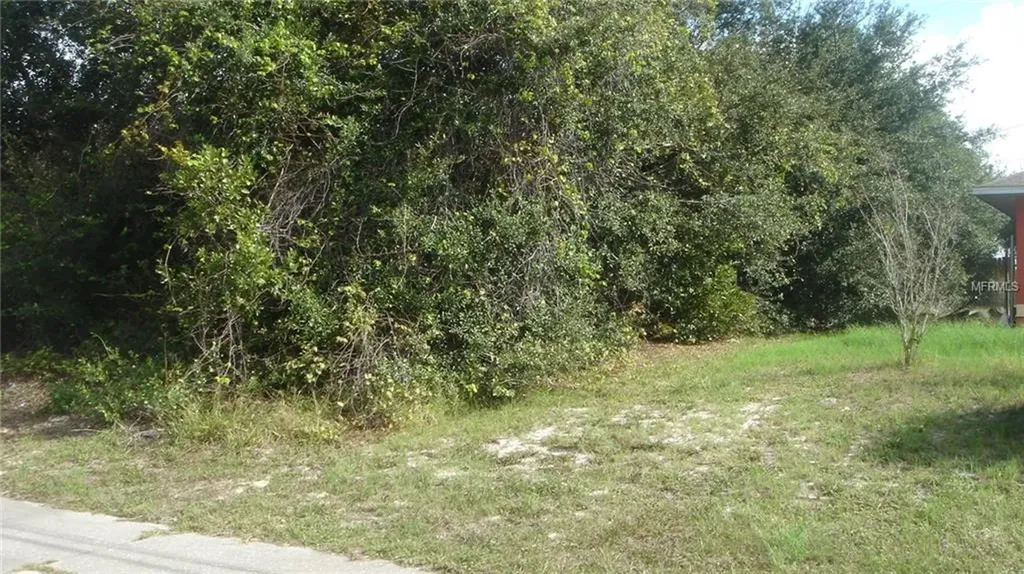 223 Courtland Boulevard Deltona FL 32738