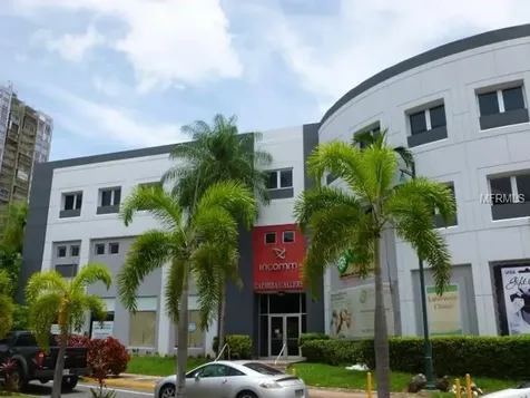 107 Gonzalez Guisti Avenue Guaynabo PR 00966