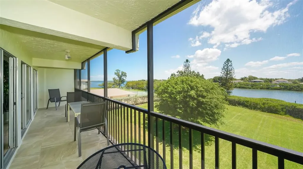 3240 Gulf Of Mexico Drive Longboat Key FL 34228