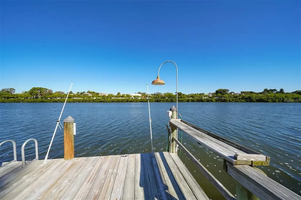 3240 Gulf Of Mexico Drive Longboat Key FL 34228