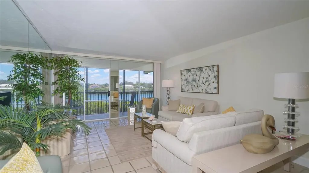 3240 Gulf Of Mexico Drive Longboat Key FL 34228