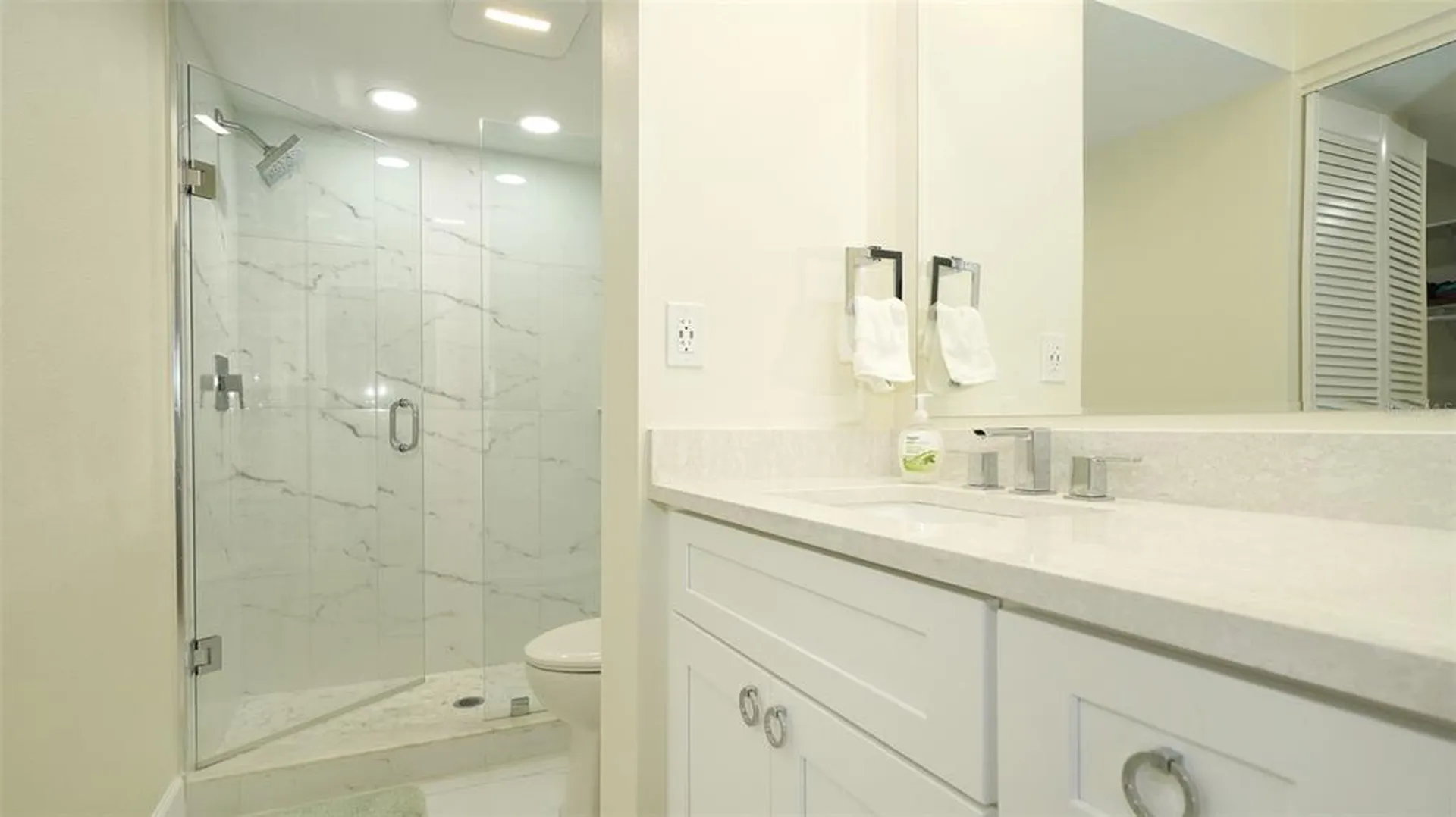3240 Gulf Of Mexico Drive Longboat Key FL 34228