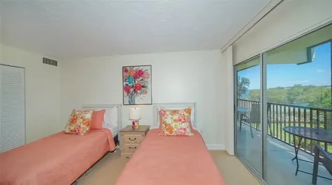 3240 Gulf Of Mexico Drive Longboat Key FL 34228