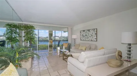 3240 Gulf Of Mexico Drive Longboat Key FL 34228