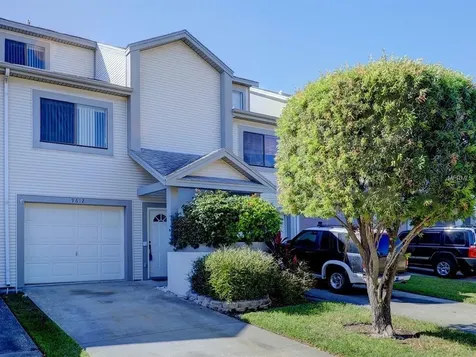 9612 Tara Cay Court Seminole FL 33776